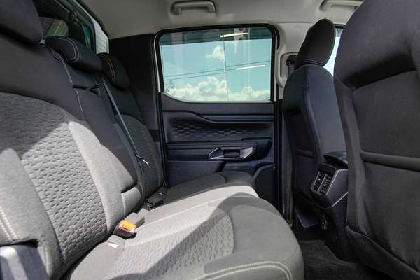 2023 Ford Ranger XLT 4X4 2.0L thumb-8