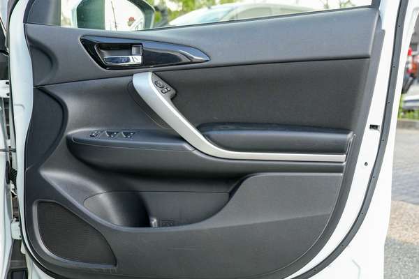 2023 Mitsubishi Eclipse Cross LS YB thumb-17