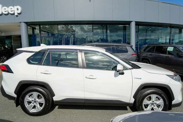 2020 Toyota RAV4 GX AXAH54R thumb-4