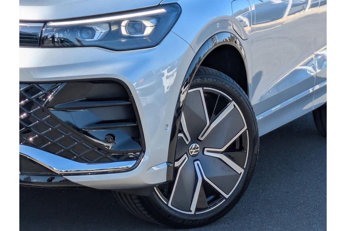 2026 Volkswagen Tiguan 200TSI eHybrid R-Line CT