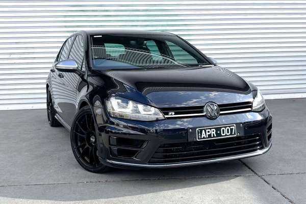 2017 Volkswagen Golf R 7