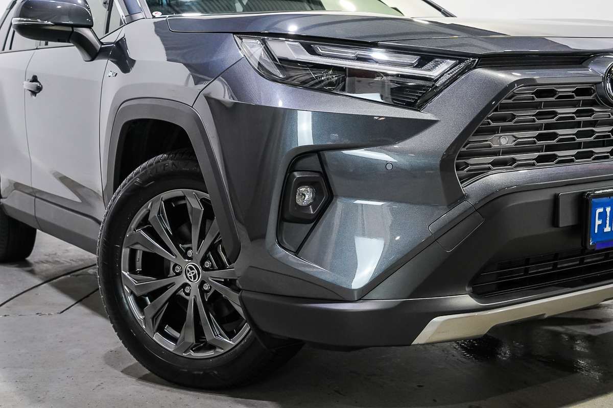 2025 Toyota RAV4 GXL AXAH52R