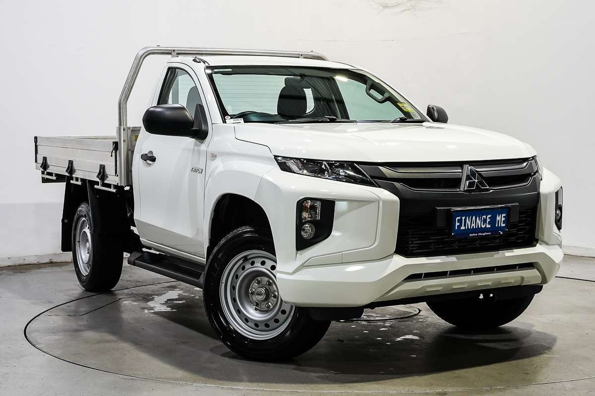 2023 Mitsubishi Triton GLX MR 4X4