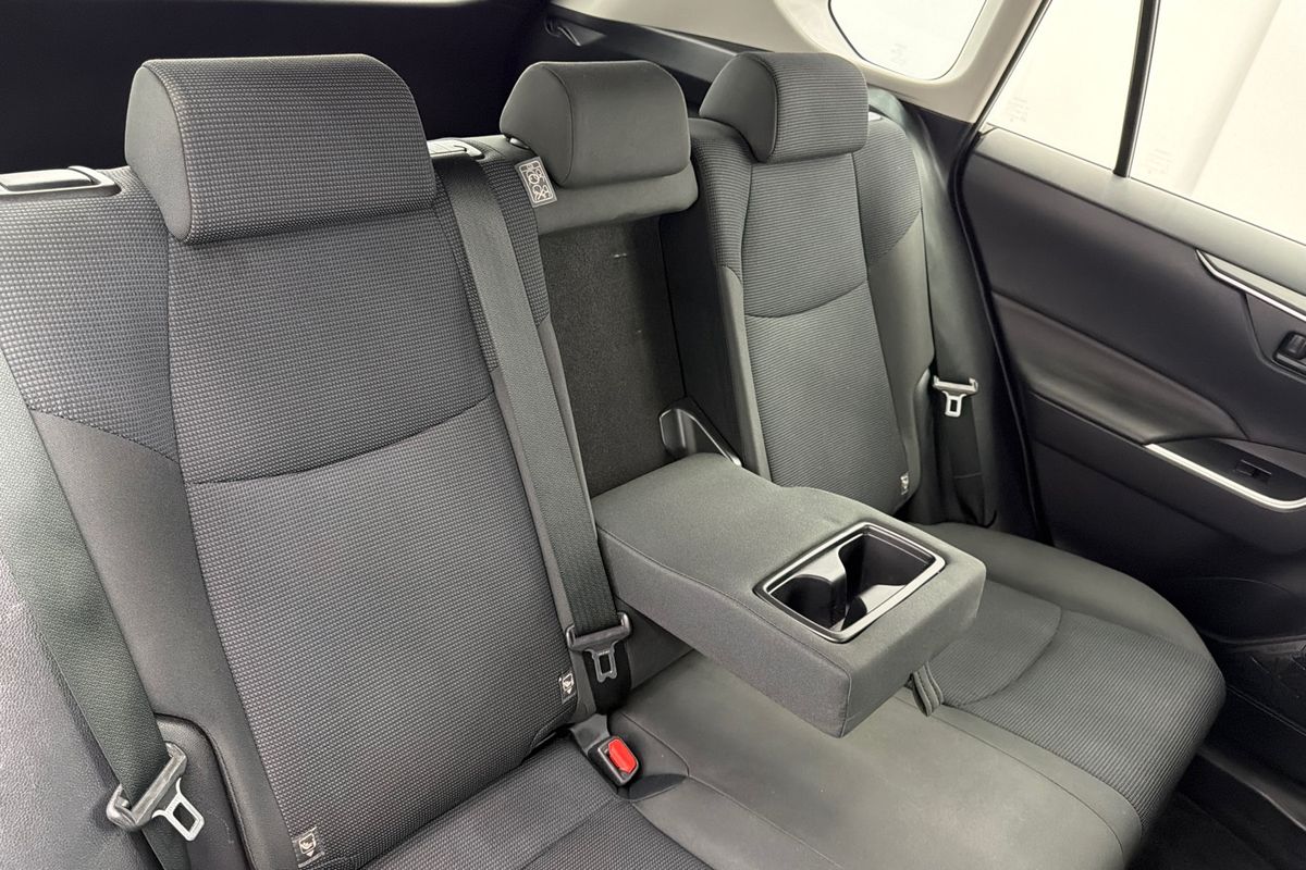 2021 Toyota RAV4 GX MXAA52R