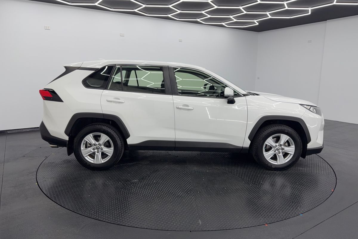 2021 Toyota RAV4 GX MXAA52R