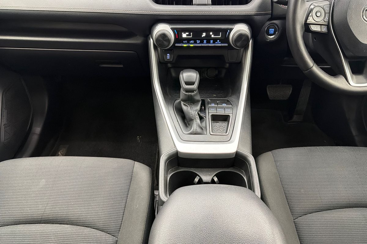 2021 Toyota RAV4 GX MXAA52R