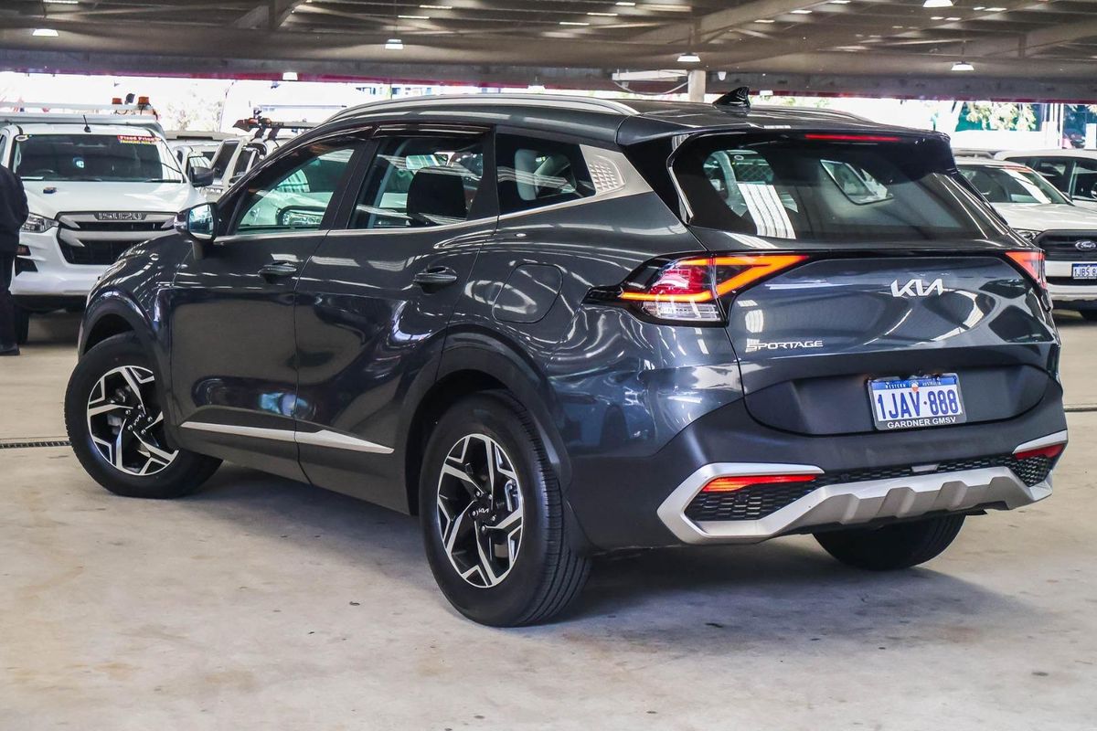 2022 Kia Sportage S NQ5