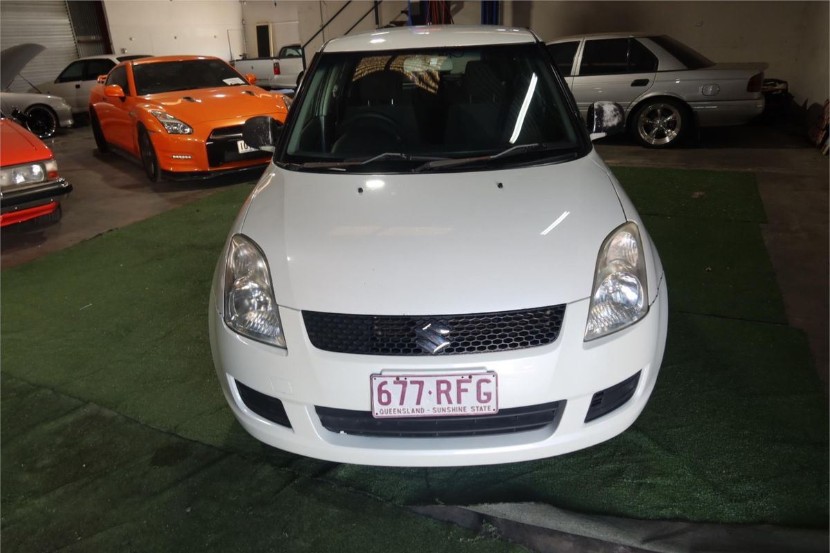 2010 Suzuki Swift RS415