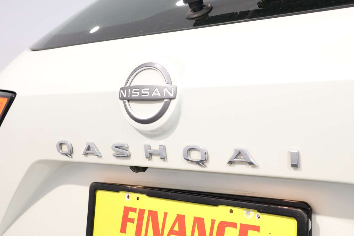 2024 Nissan QASHQAI ST J12
