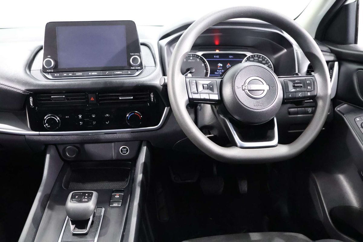2024 Nissan QASHQAI ST J12