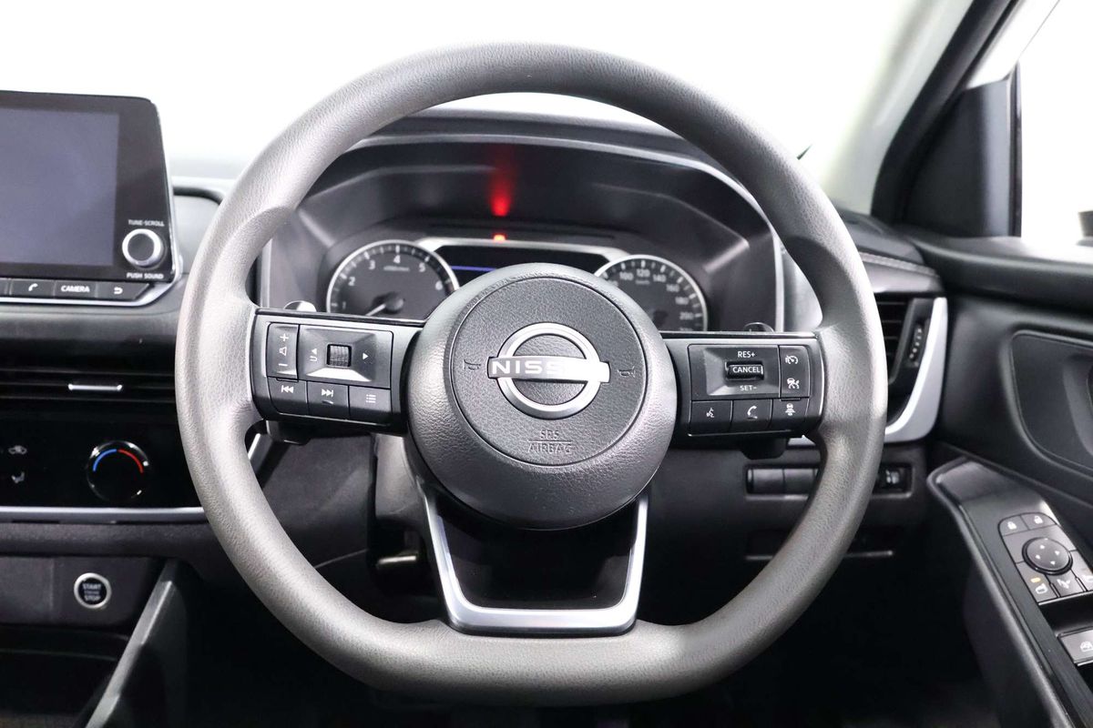 2024 Nissan QASHQAI ST J12