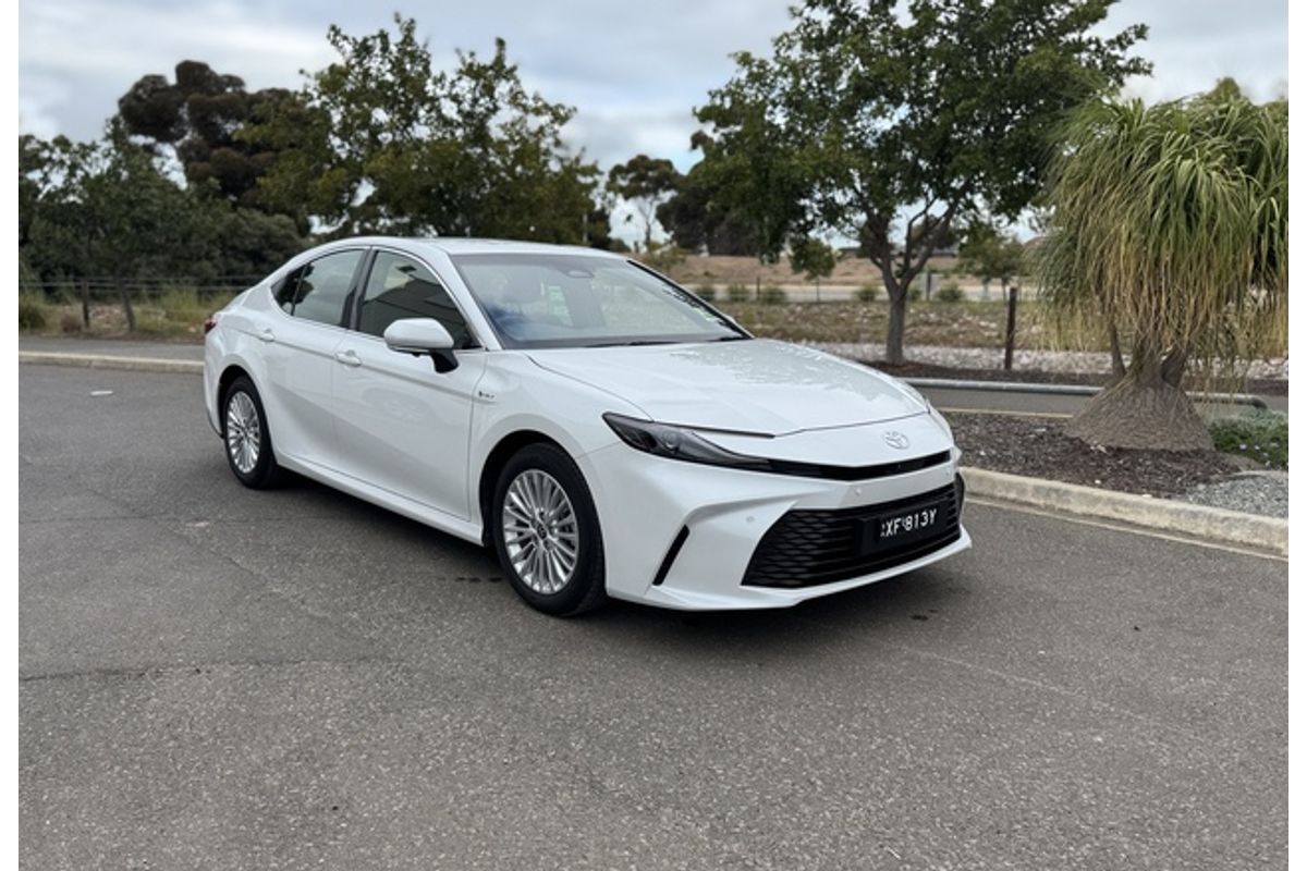 2025 Toyota Camry Ascent AXVH80R