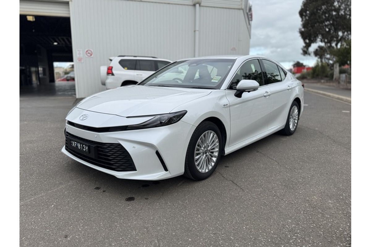 2025 Toyota Camry Ascent AXVH80R
