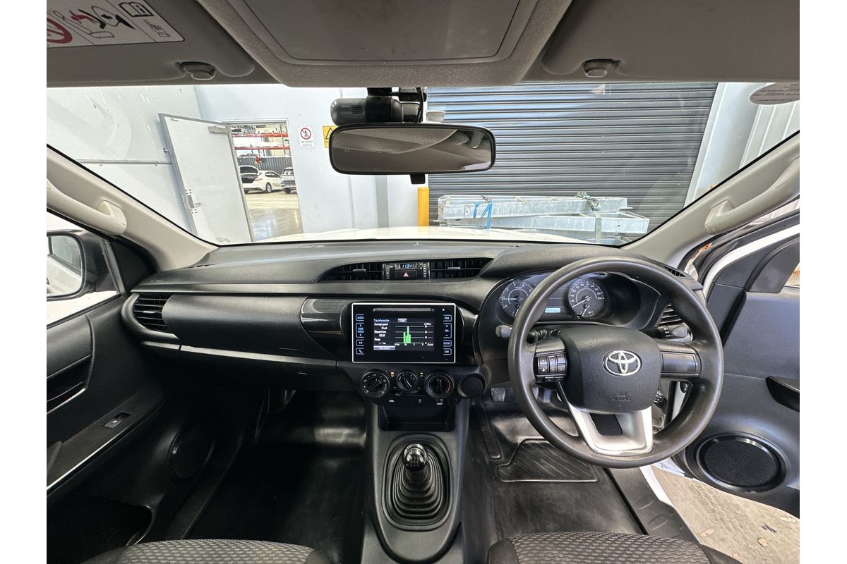 2015 Toyota Hilux Workmate GUN122R Rear Wheel Drive