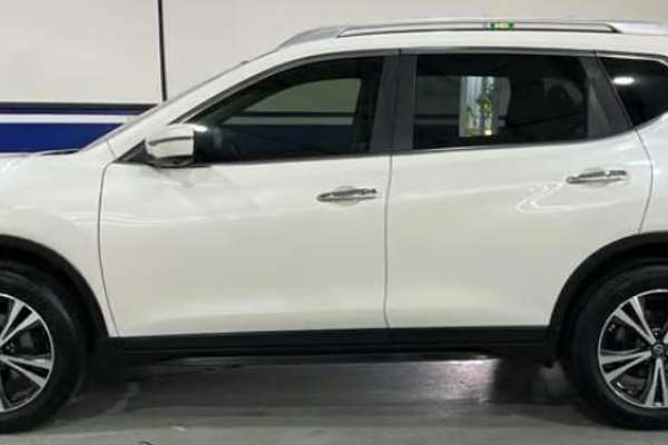 2021 Nissan X-TRAIL ST-L T32