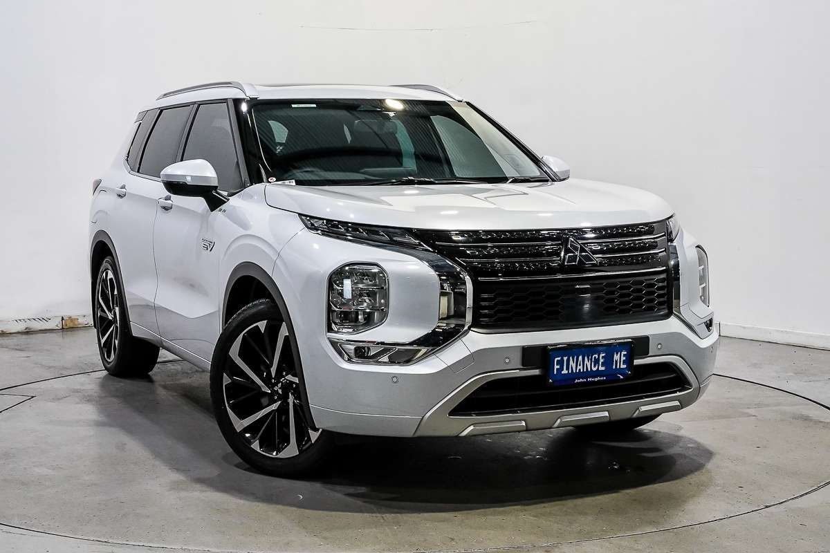 2023 Mitsubishi Outlander PHEV Exceed ZM