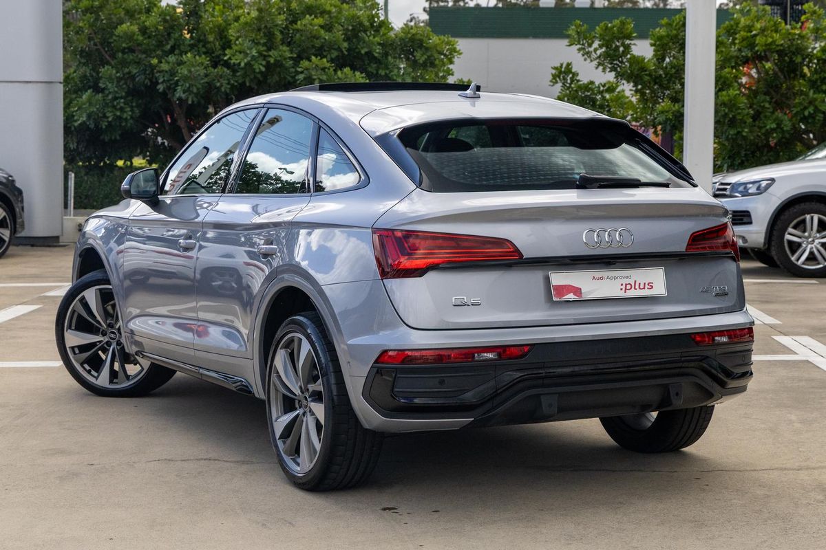 2022 Audi Q5 45 TFSI S line FY