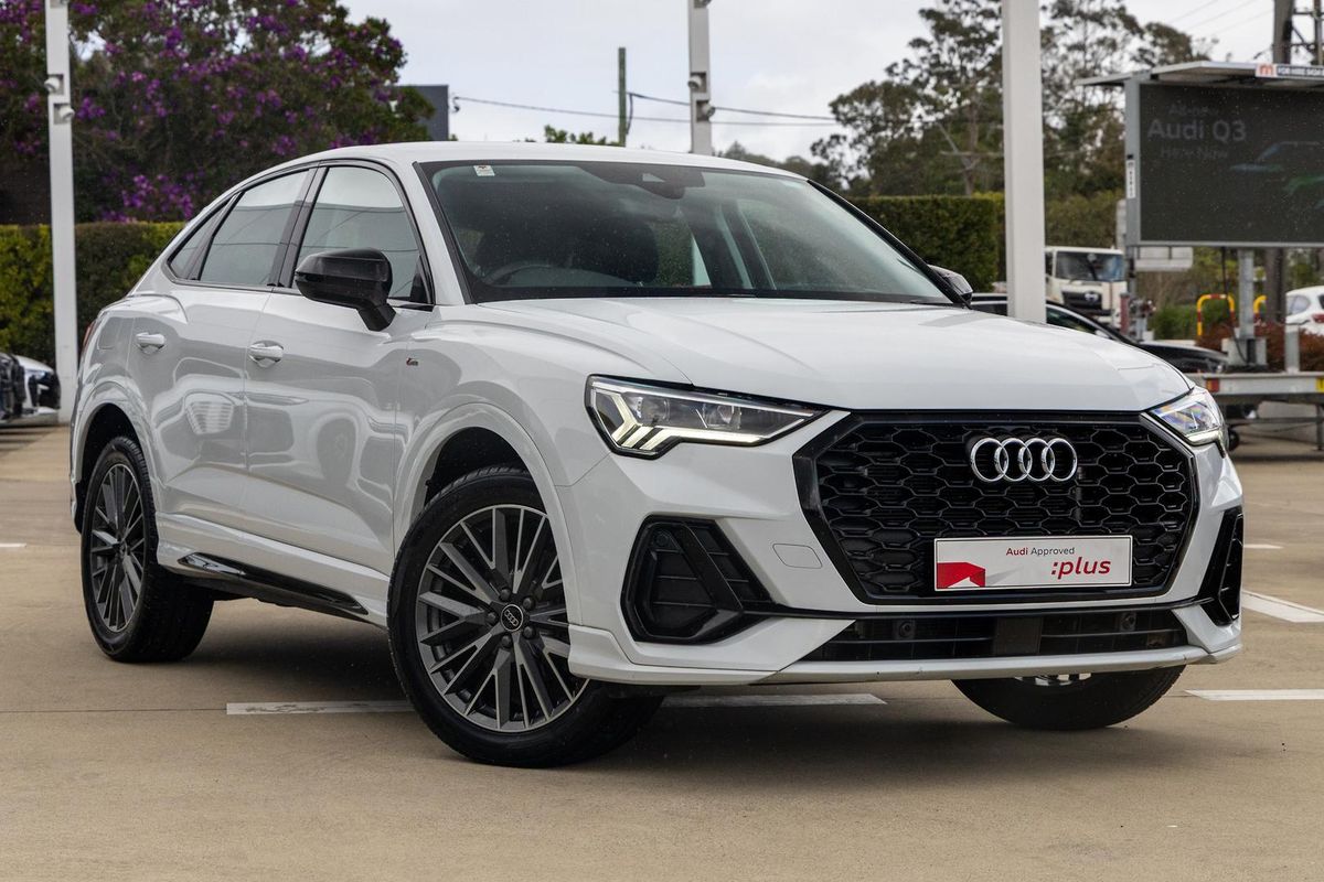 2022 Audi Q3 35 TFSI S line F3