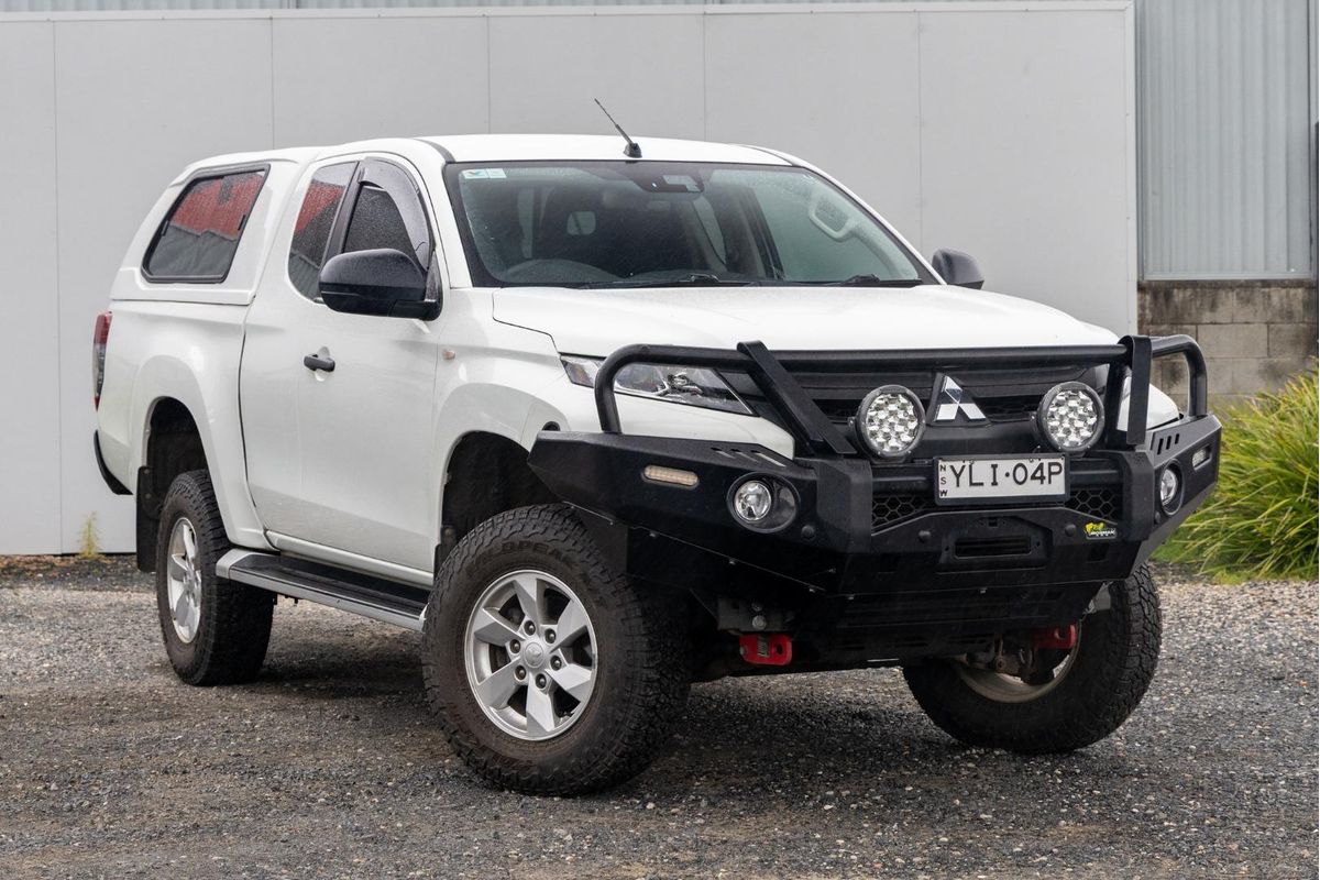 2021 Mitsubishi Triton GLX+ MR 4X4