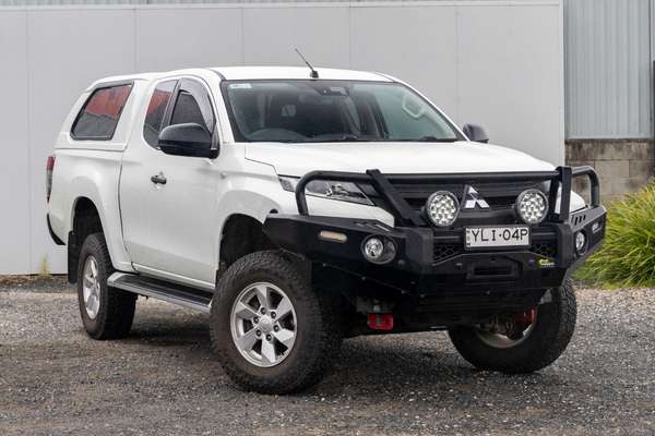 2021 Mitsubishi Triton GLX+ MR 4X4
