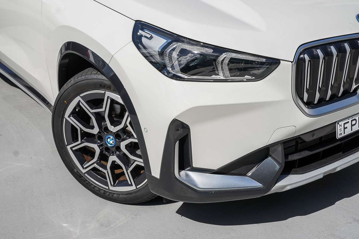 2023 BMW iX1 xDrive30 xLine U11