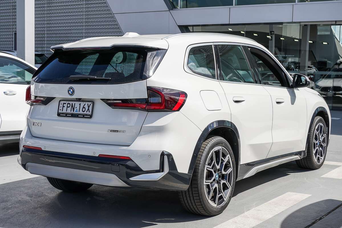 2023 BMW iX1 xDrive30 xLine U11