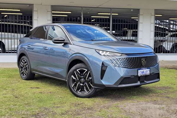 2025 Peugeot 3008 GT Premium Hybrid P64