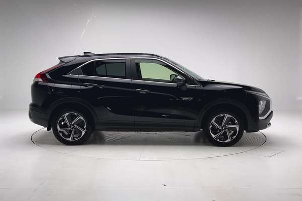 2023 Mitsubishi Eclipse Cross PHEV XLS YB thumb-3