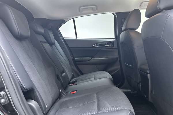 2023 Mitsubishi Eclipse Cross PHEV XLS YB thumb-11