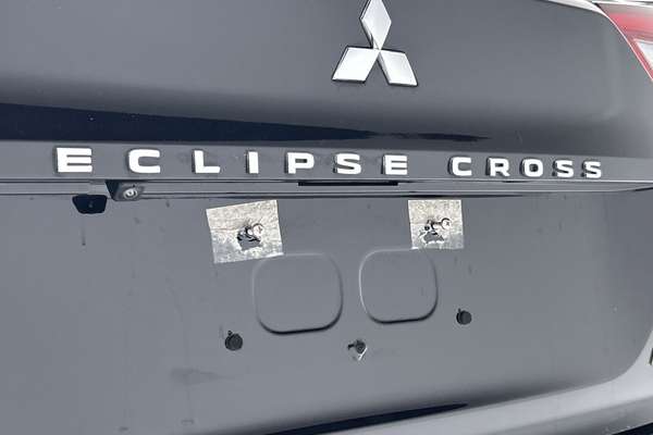 2023 Mitsubishi Eclipse Cross PHEV XLS YB thumb-21