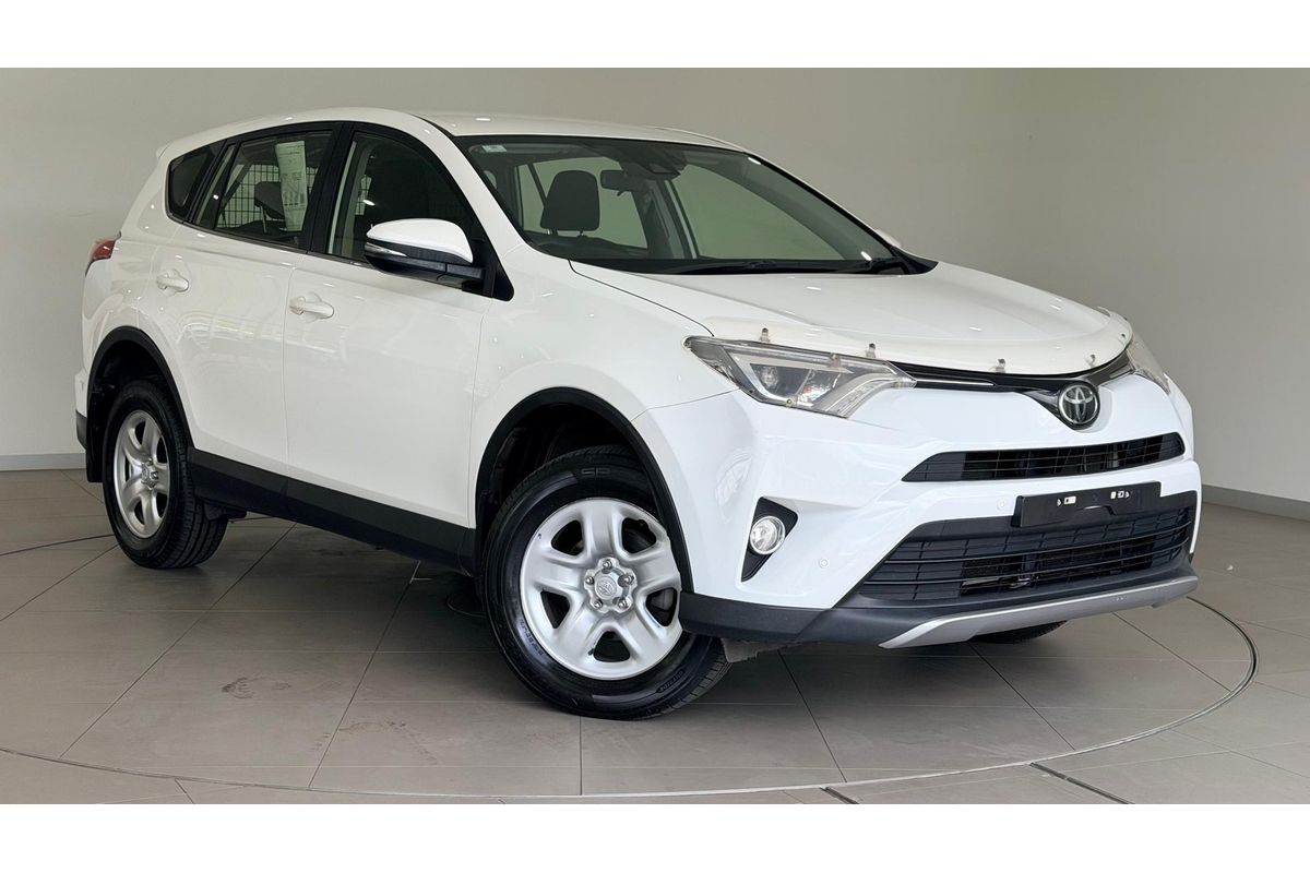 2018 Toyota RAV4 GX ZSA42R