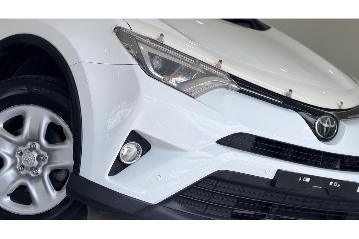 2018 Toyota RAV4 GX ZSA42R