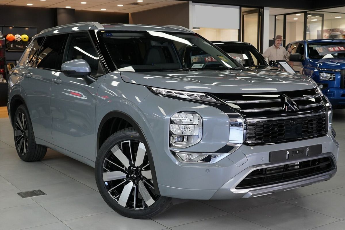 2026 Mitsubishi Outlander Exceed ZM