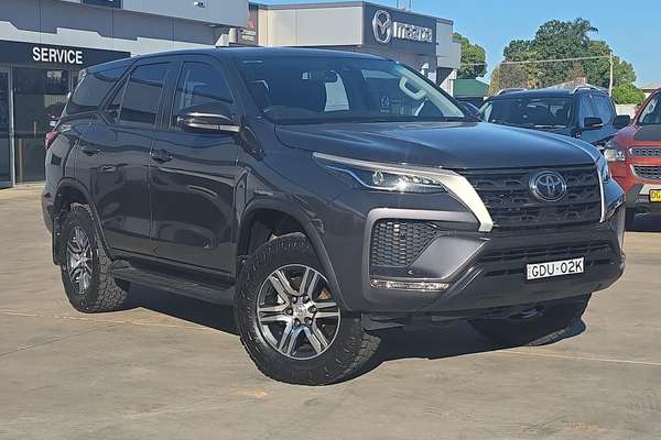 2021 Toyota Fortuner GX GUN156R