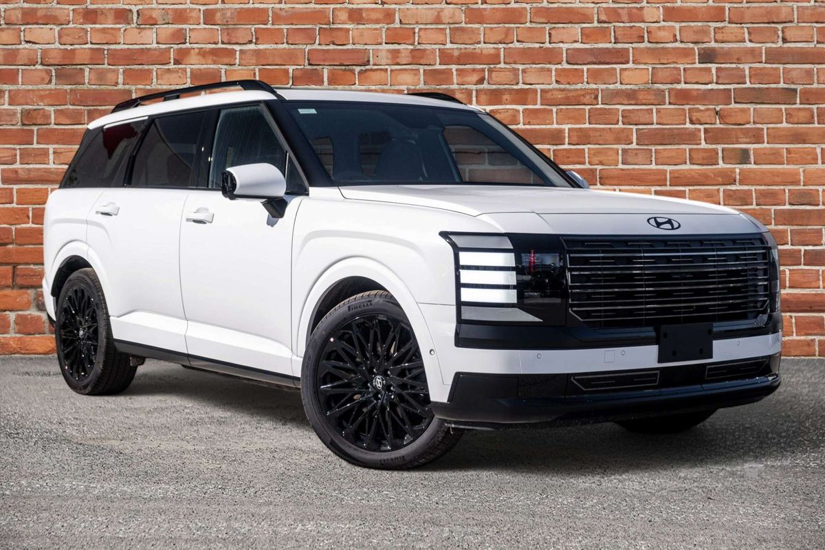 2026 Hyundai Palisade Calligraphy Black Ink LX3.V2