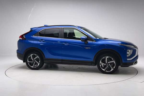 2024 Mitsubishi Eclipse Cross PHEV XLS YB thumb-3