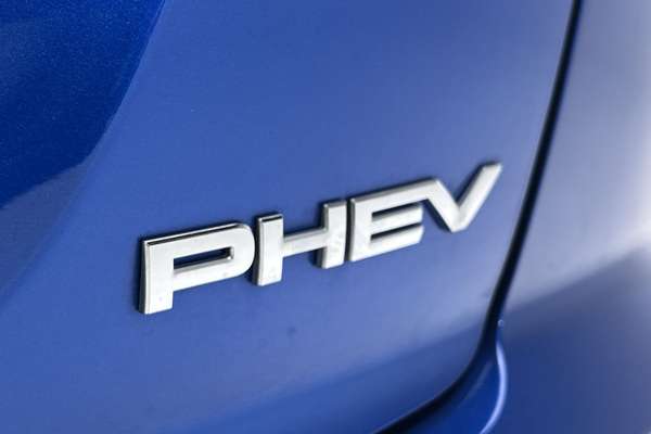 2024 Mitsubishi Eclipse Cross PHEV XLS YB thumb-21