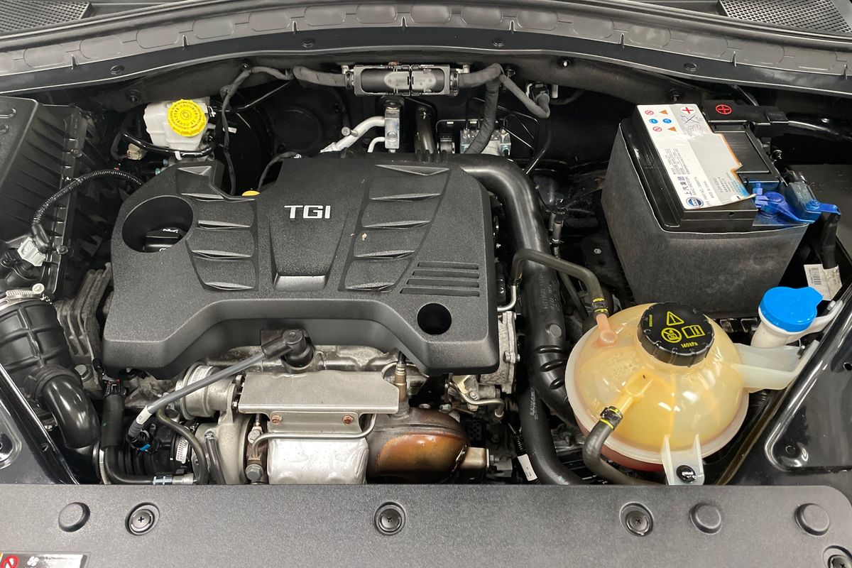 2021 MG HS Core SAS23