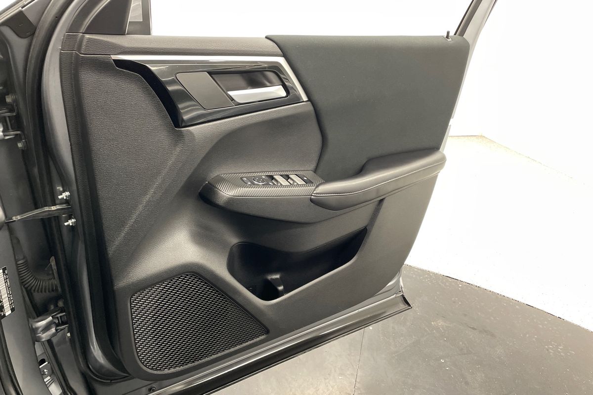 2021 Mitsubishi Z