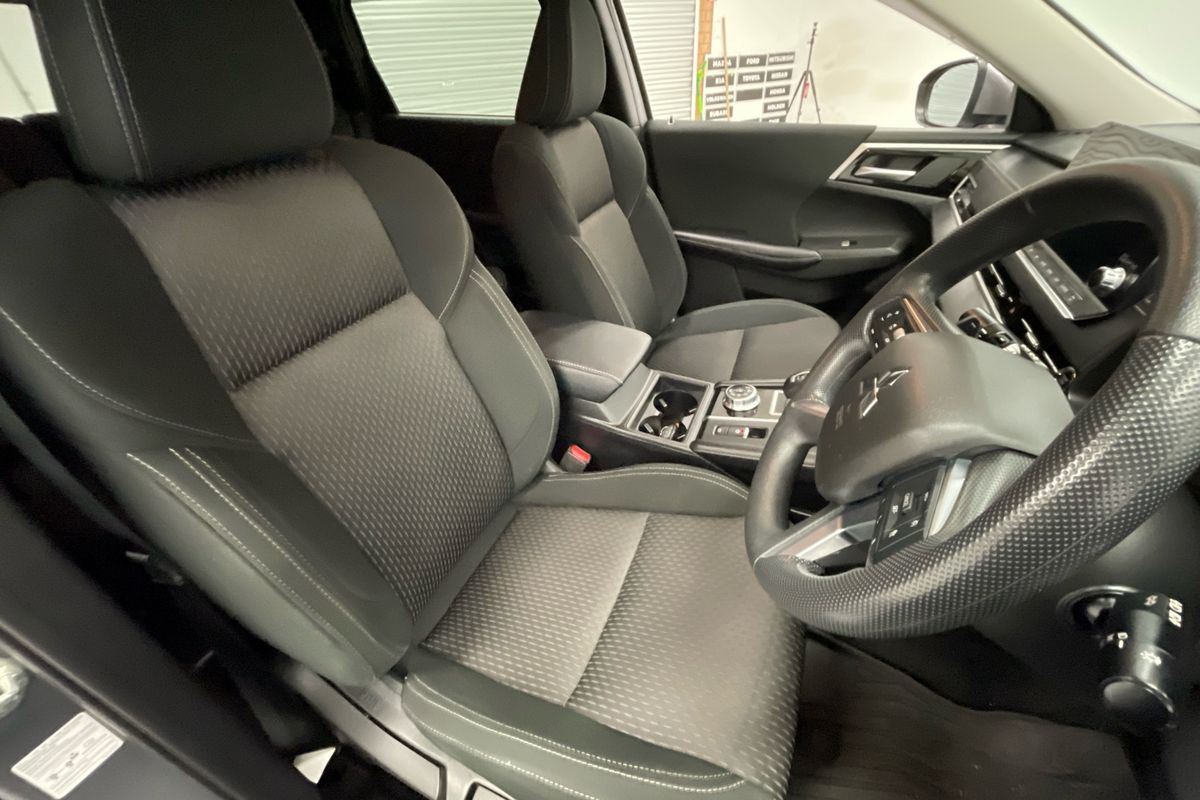 2021 Mitsubishi Z