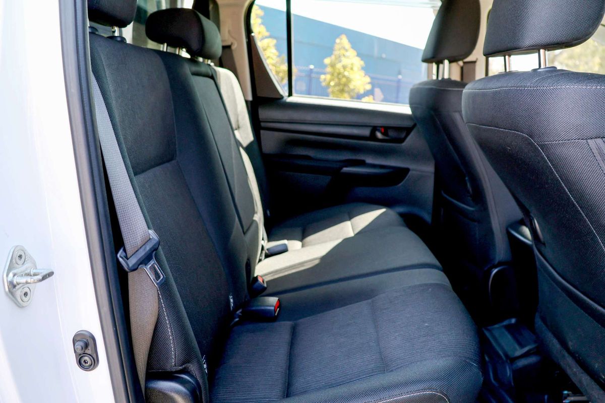 2023 Toyota Hilux SR GUN126R 4X4 image 28