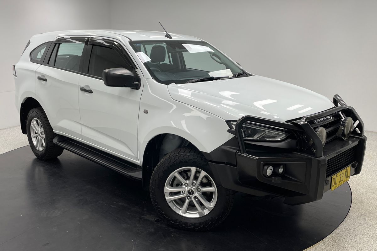 2021 Isuzu MU-X LS-M