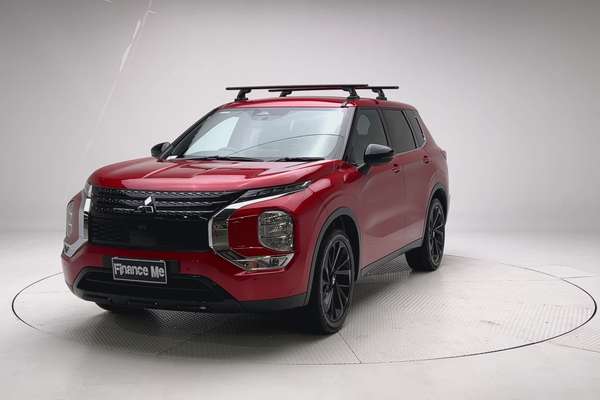 2024 Mitsubishi Outlander Black Edition ZM thumb-5