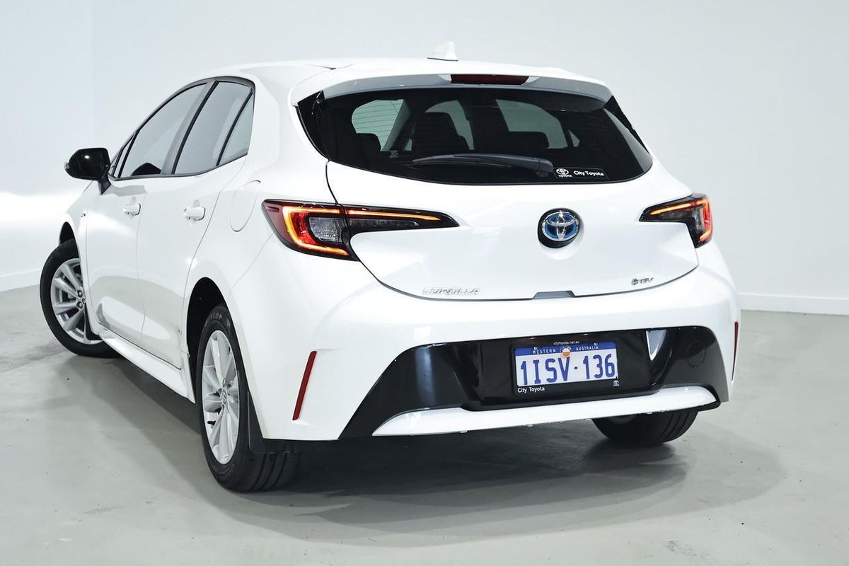 2025 Toyota Corolla Ascent Sport Hybrid ZWE219R