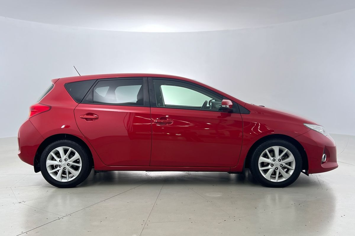 2013 Toyota Corolla Ascent Sport ZRE182R