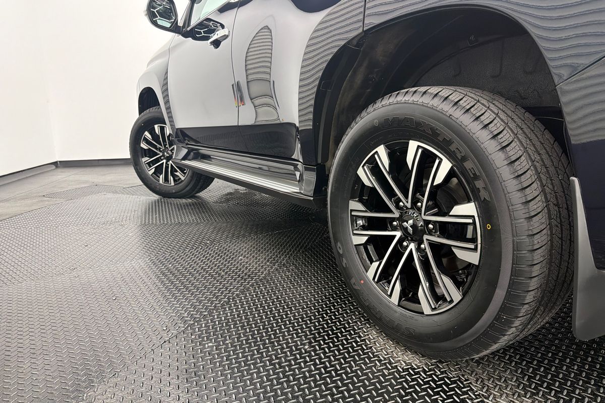 2021 Mitsubishi Pajero Sport GLS QF