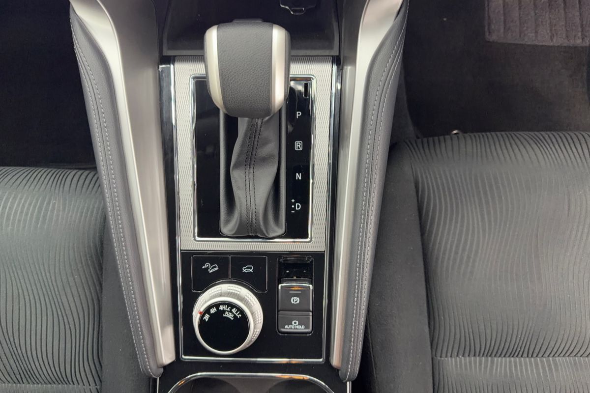 2021 Mitsubishi Pajero Sport GLS QF