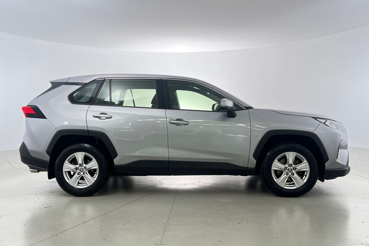 2020 Toyota RAV4 GX MXAA52R