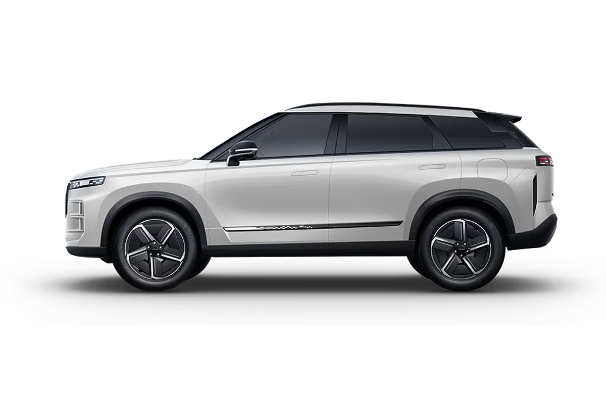 2026 OMODA JAECOO J7 SHS-P Summit