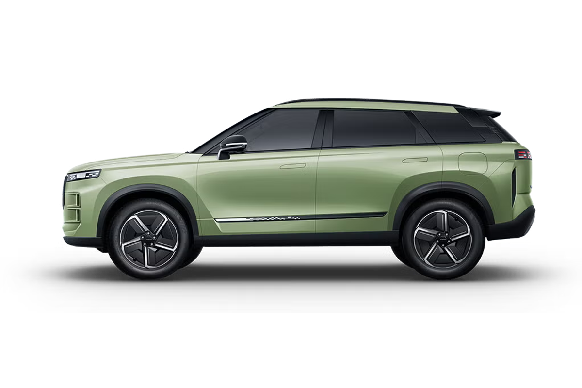 2026 OMODA JAECOO J7 SHS-P Summit